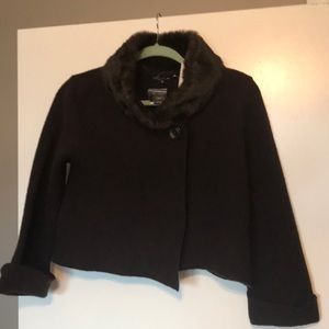 ChiaraMente faux fur collar short cardigan